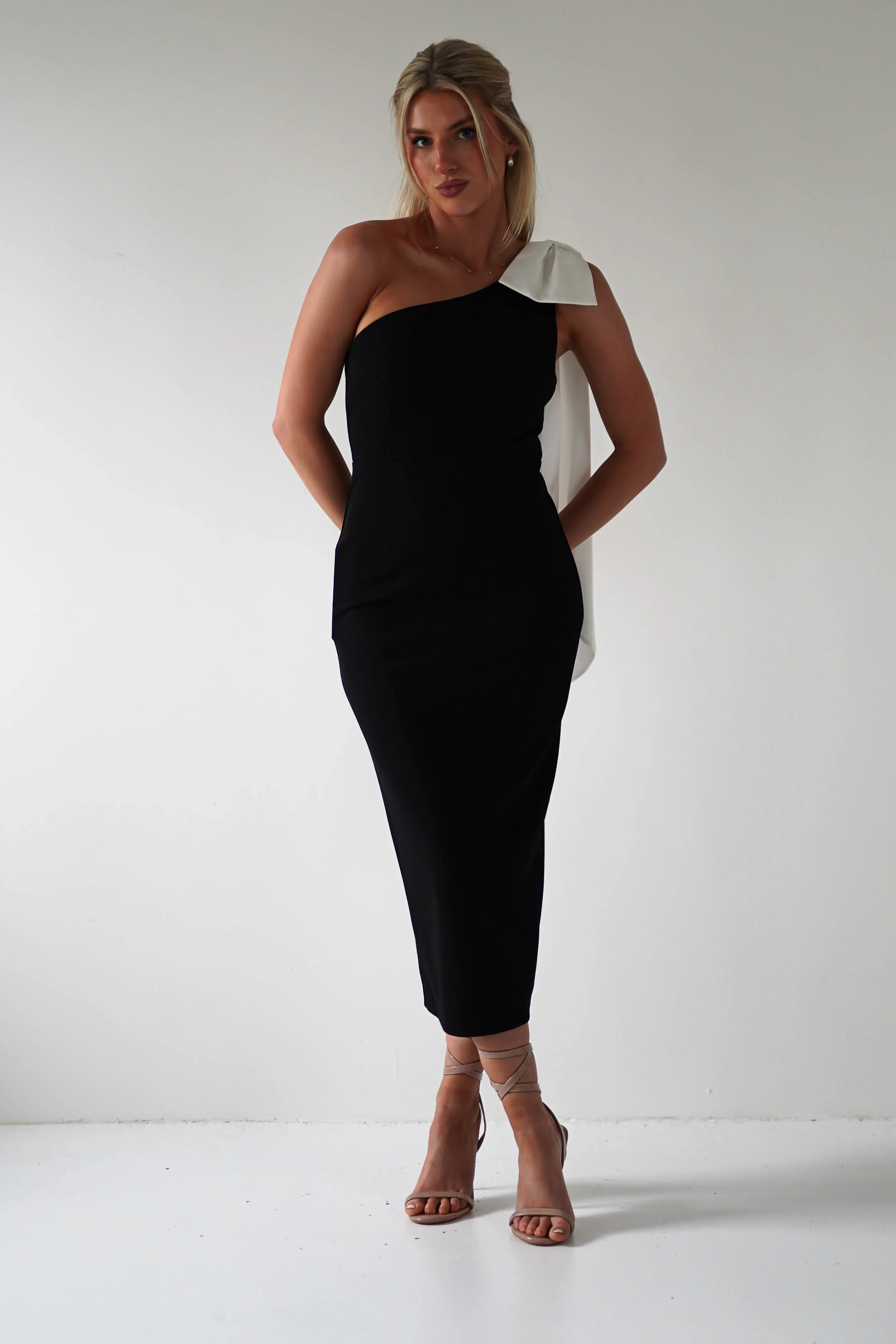 Camella Bodycon Bow Detail Midi Dress | Black - Image 10