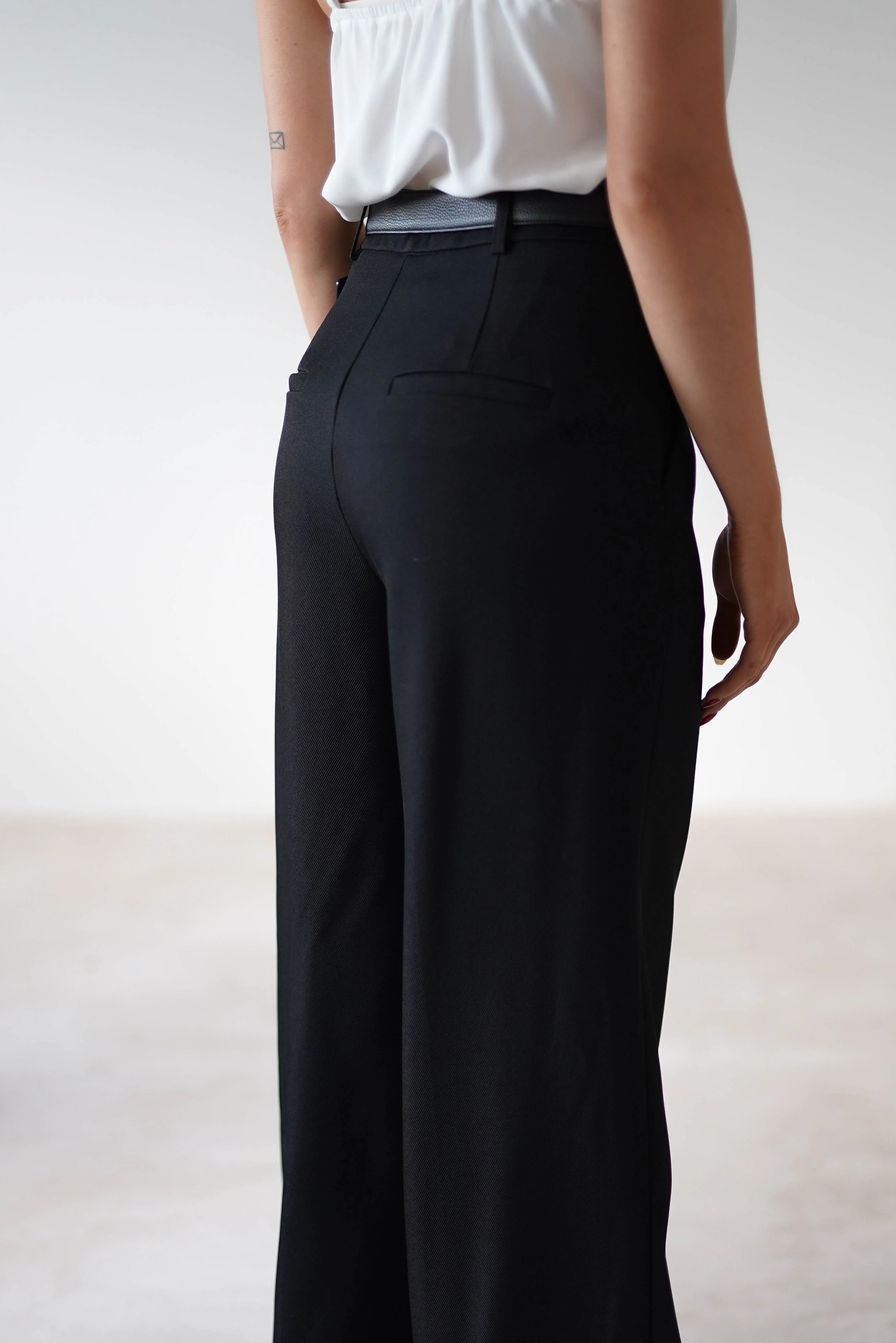 Carey Tailored Pants | Black - Image 3