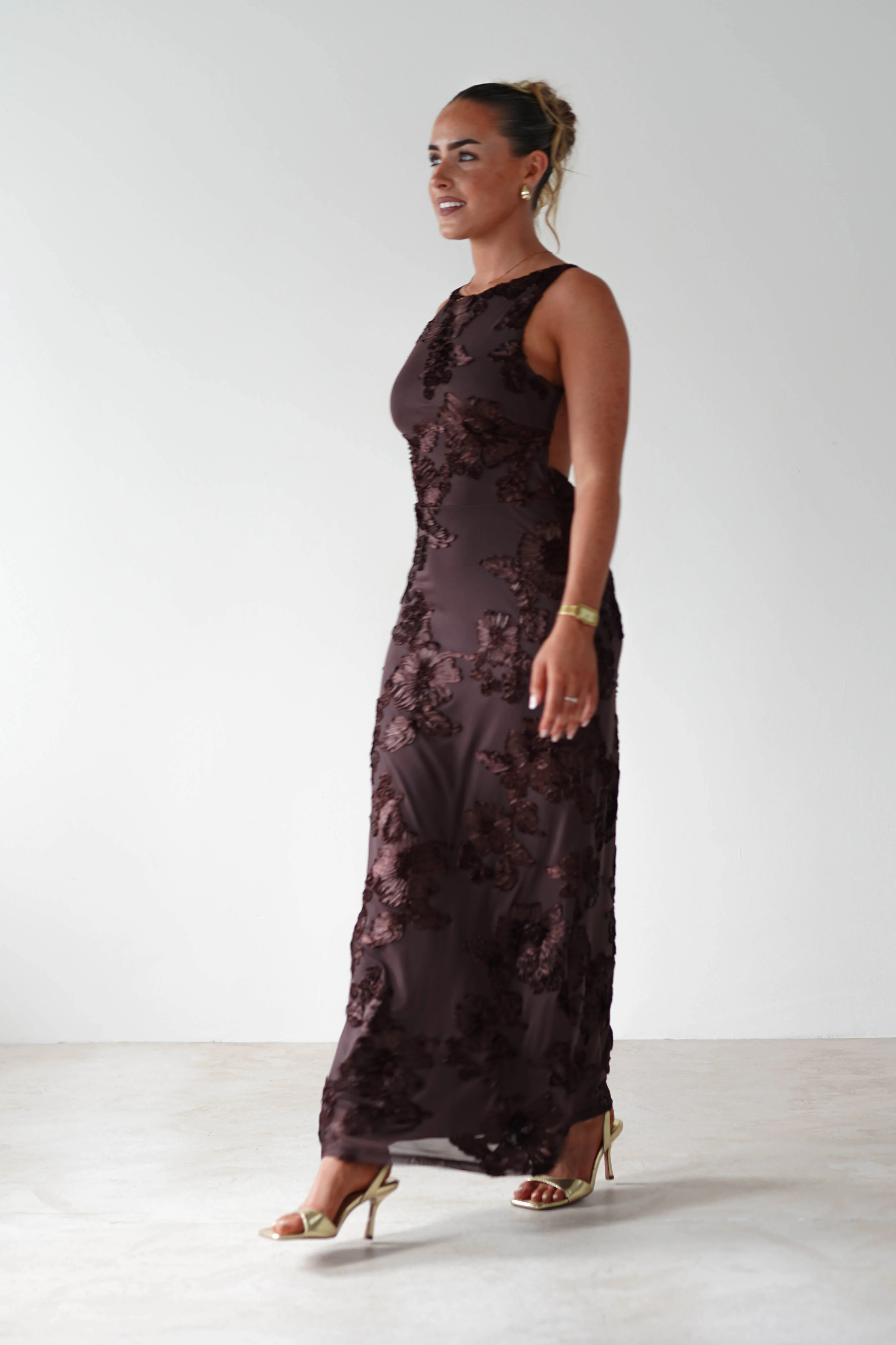 Demi Floral Textured Maxi Dress | Brown - Image 3