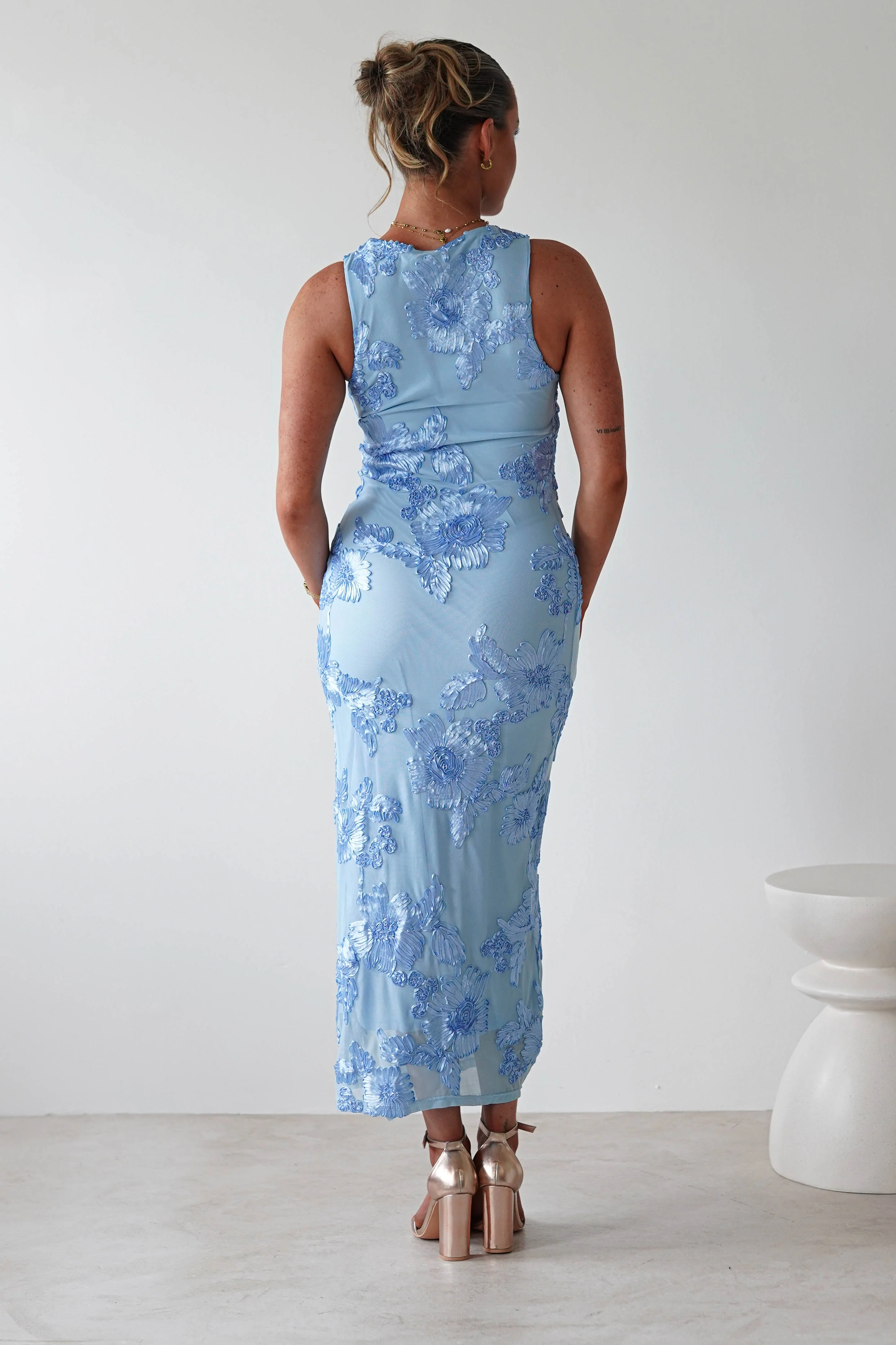 Eliana Bodycon Midi Dress | Blue Textured - Image 3