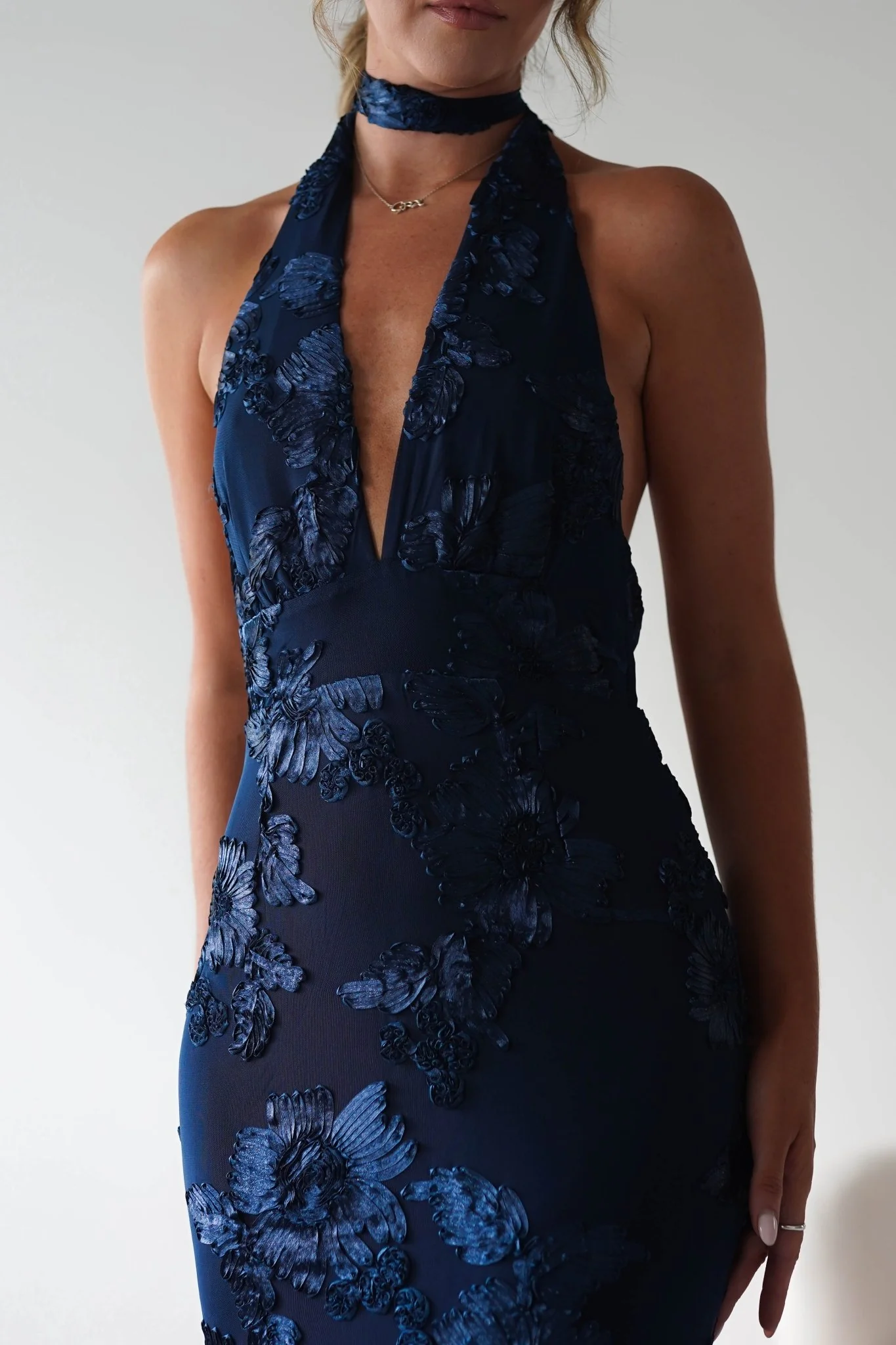 Halsey Tie Back Maxi Dress | Navy Textured - Image 11
