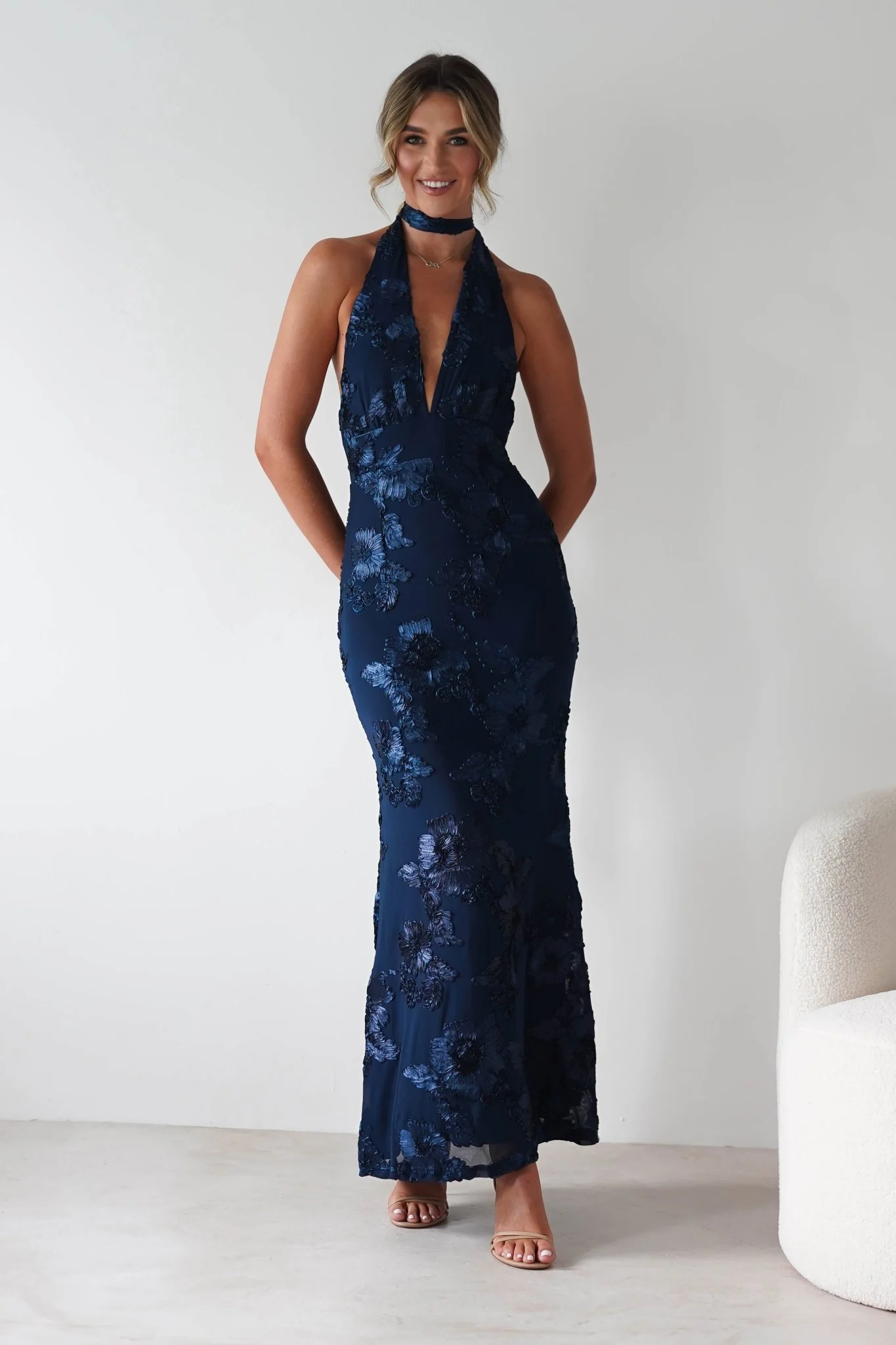 Halsey Tie Back Maxi Dress | Navy Textured - Image 3