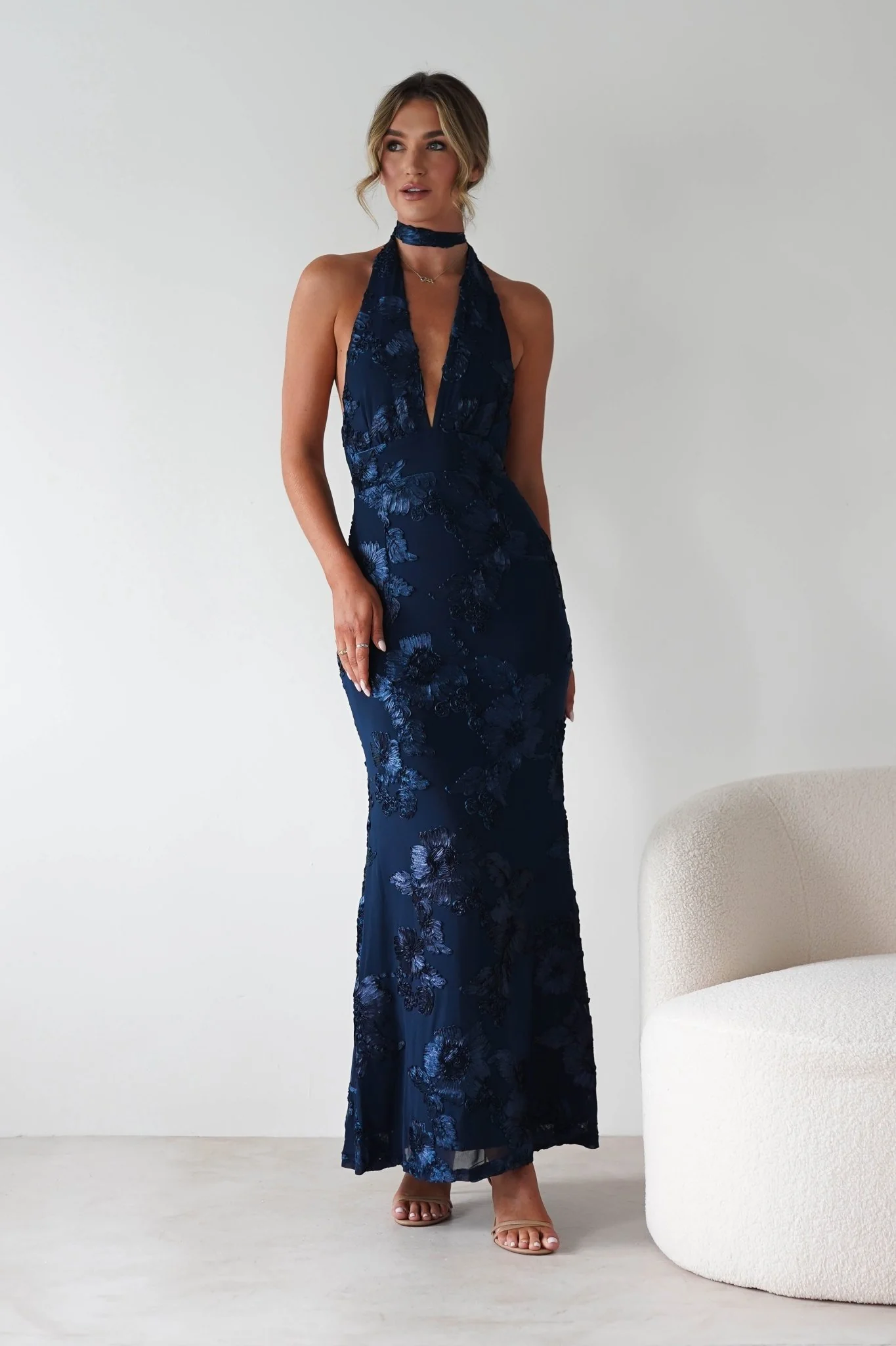 Halsey Tie Back Maxi Dress | Navy Textured - Image 4