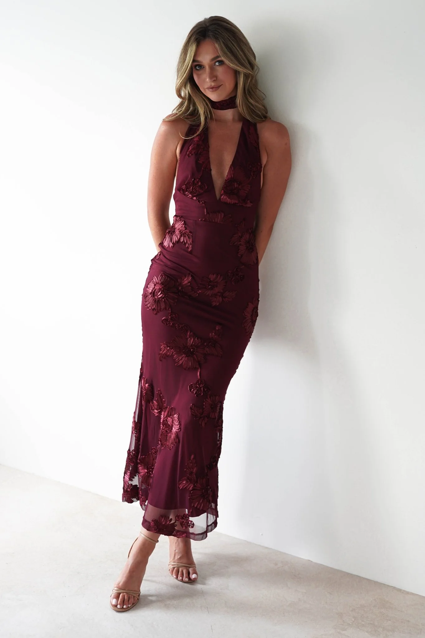 Halsey Tie Back Maxi Dress | Wine Textured - Image 6