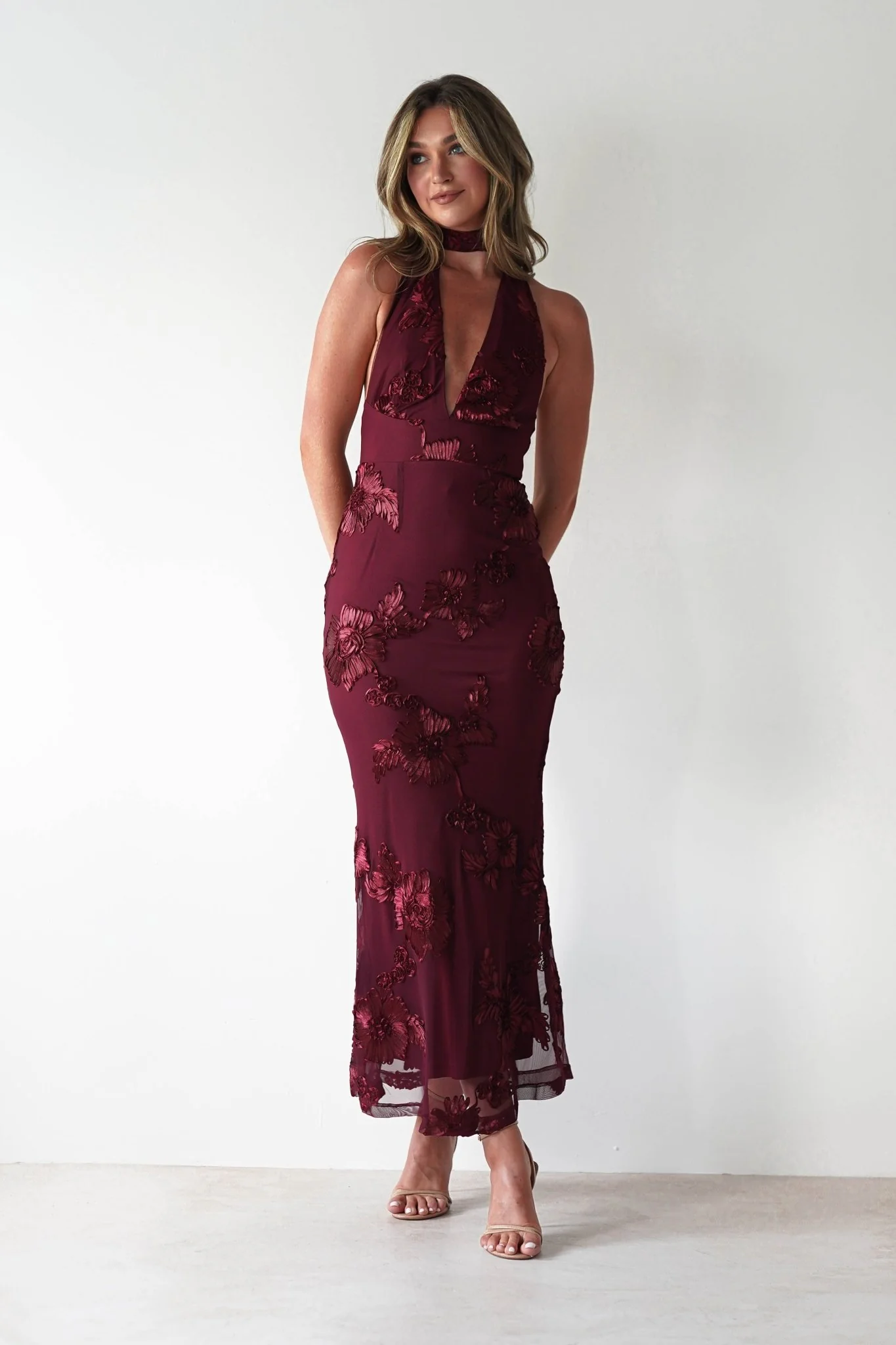 Halsey Tie Back Maxi Dress | Wine Textured - Image 8