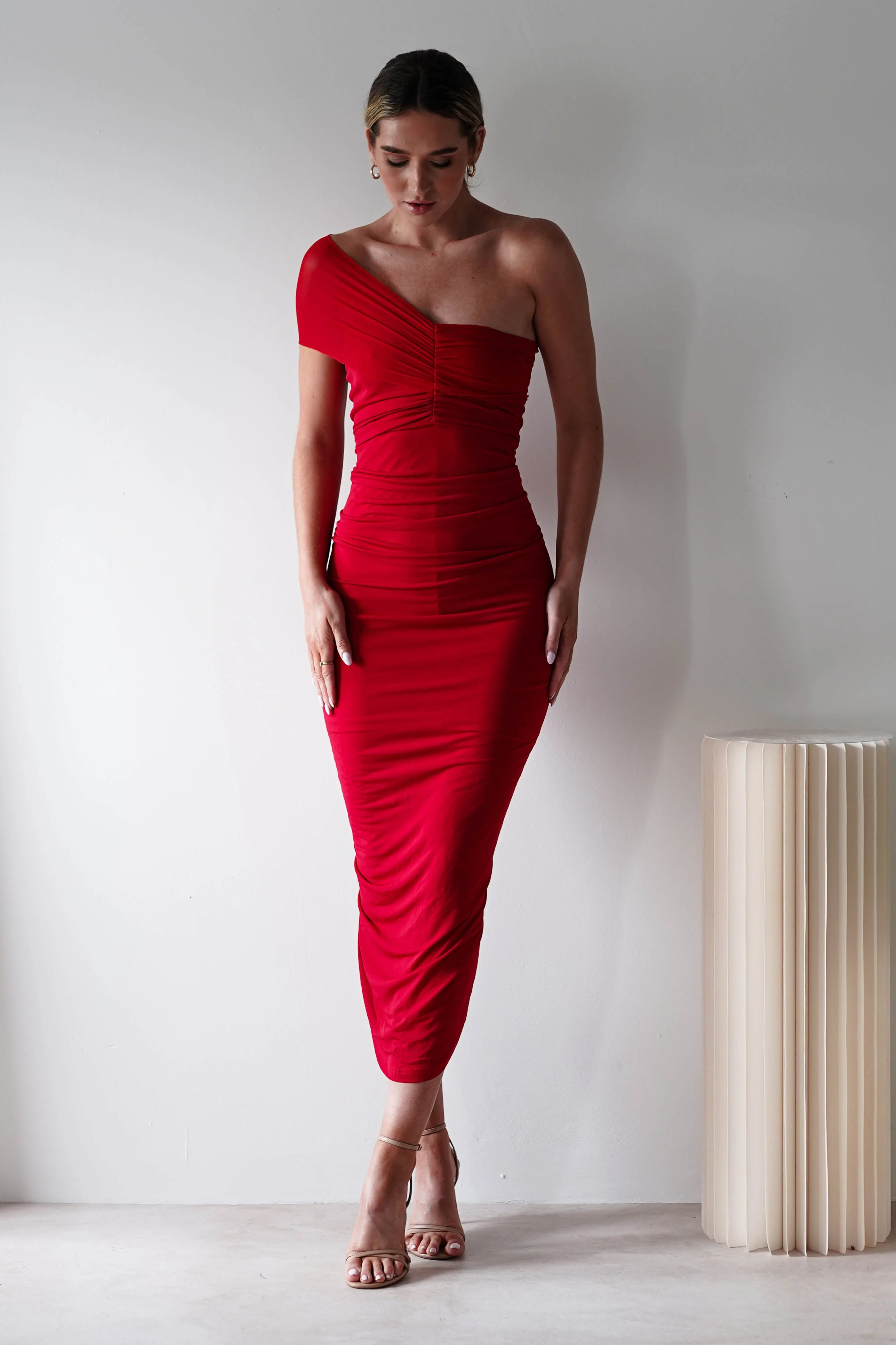 Sania Bodycon Midi Dress | Red - Image 5
